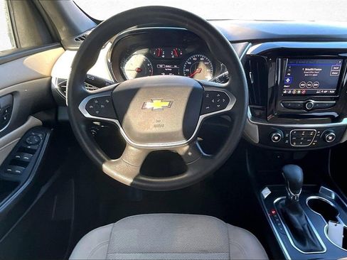 Used 2023 Chevrolet Traverse LS w/ Safety Package image 9