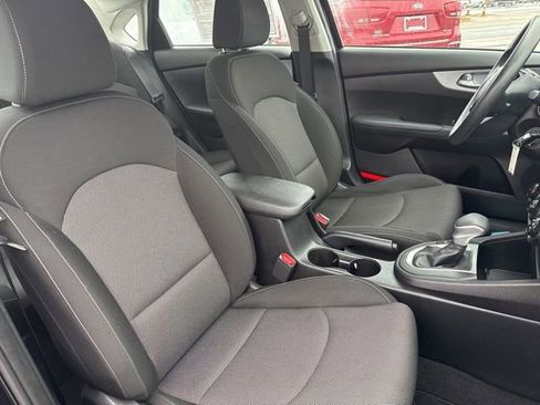 Used 2023 Kia Forte LXS w/ LXS Technology Package image 41