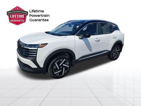 New 2026 Nissan Kicks SV image 1