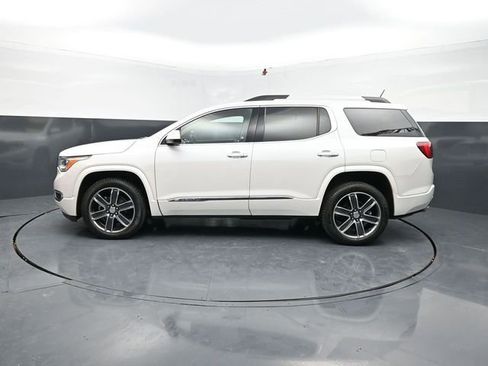 Used 2019 GMC Acadia Denali w/ Technology Package AWD/4WD image 5