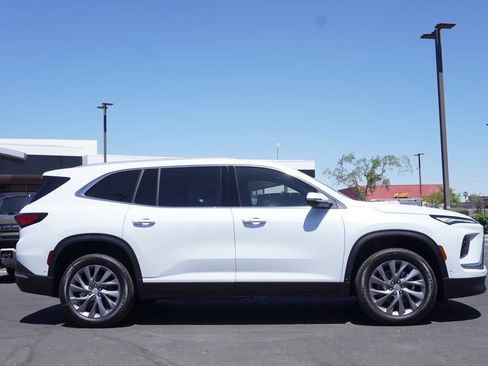 New 2026 Buick Enclave Preferred w/ Super Cruise Package FWD image 2