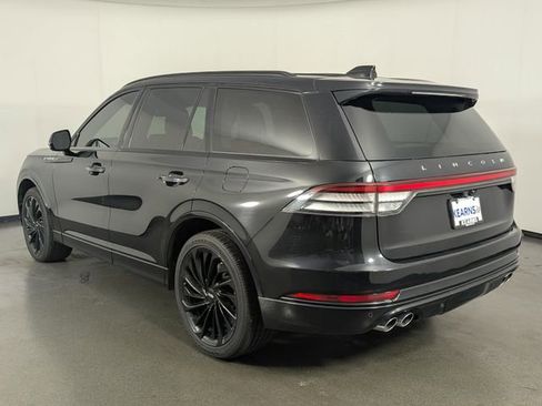 Used 2025 Lincoln Aviator Reserve w/ Jet Appearance Package image 6