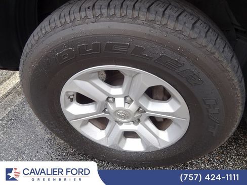 Used 2019 Toyota 4Runner SR5 AWD/4WD image 13