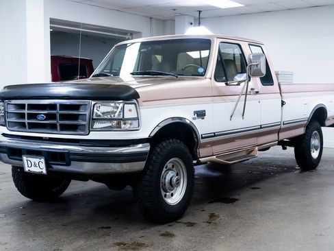 Used 1997 Ford F250 XL HD image 3