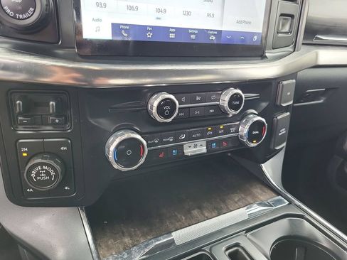 Used 2022 Ford F150 Lariat AWD/4WD image 16