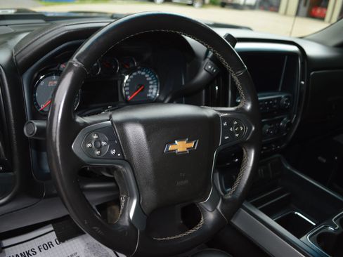 Used 2018 Chevrolet Silverado 1500 LTZ Z71 w/ LTZ Plus Package AWD/4WD image 16