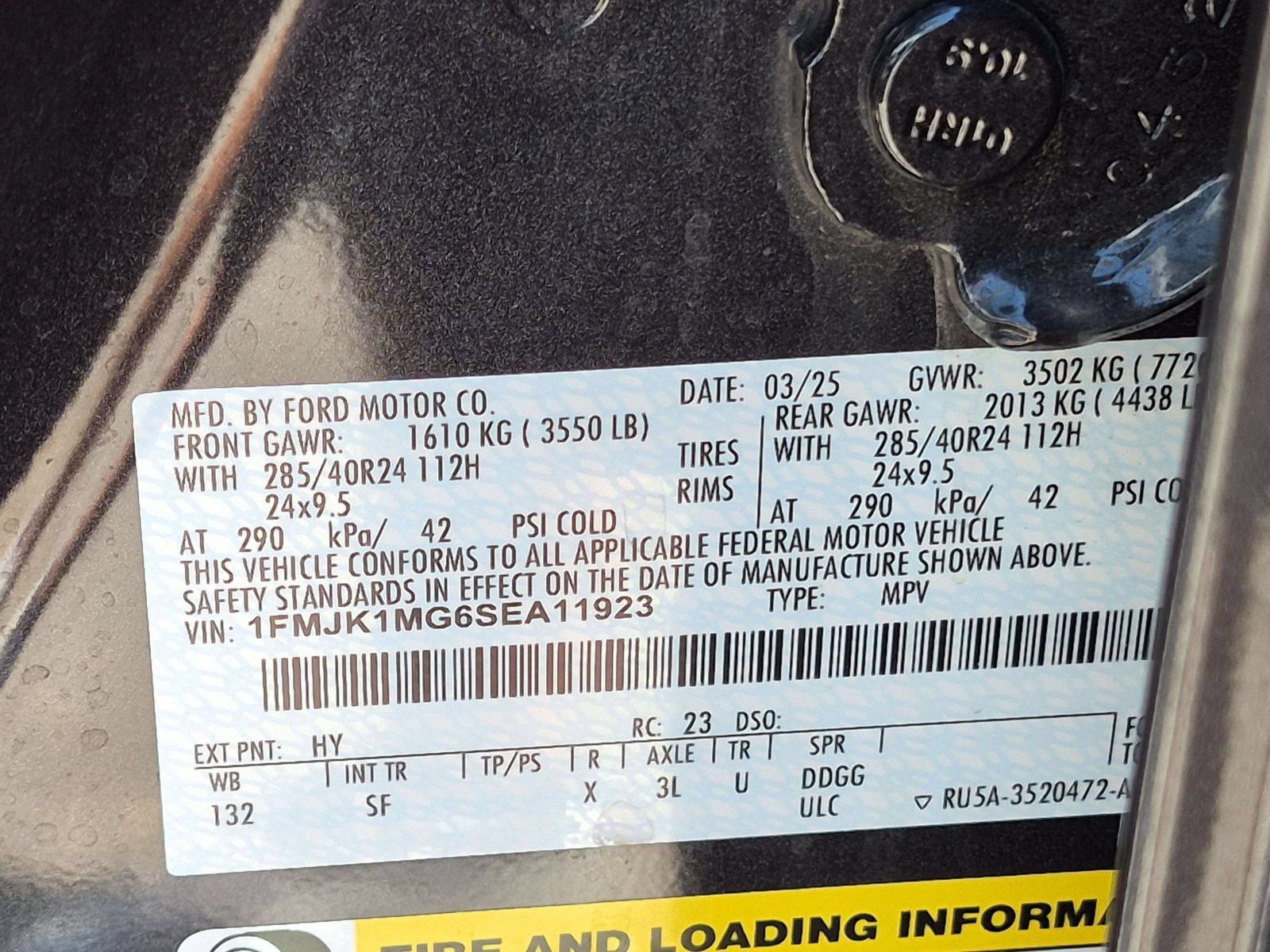 Used 2025 Ford Expedition Max Platinum w/ Platinum Ultimate Package AWD/4WD image 36