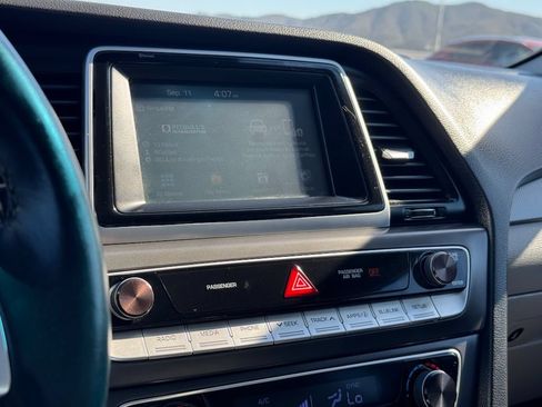 Used 2019 Hyundai Sonata SEL FWD image 14