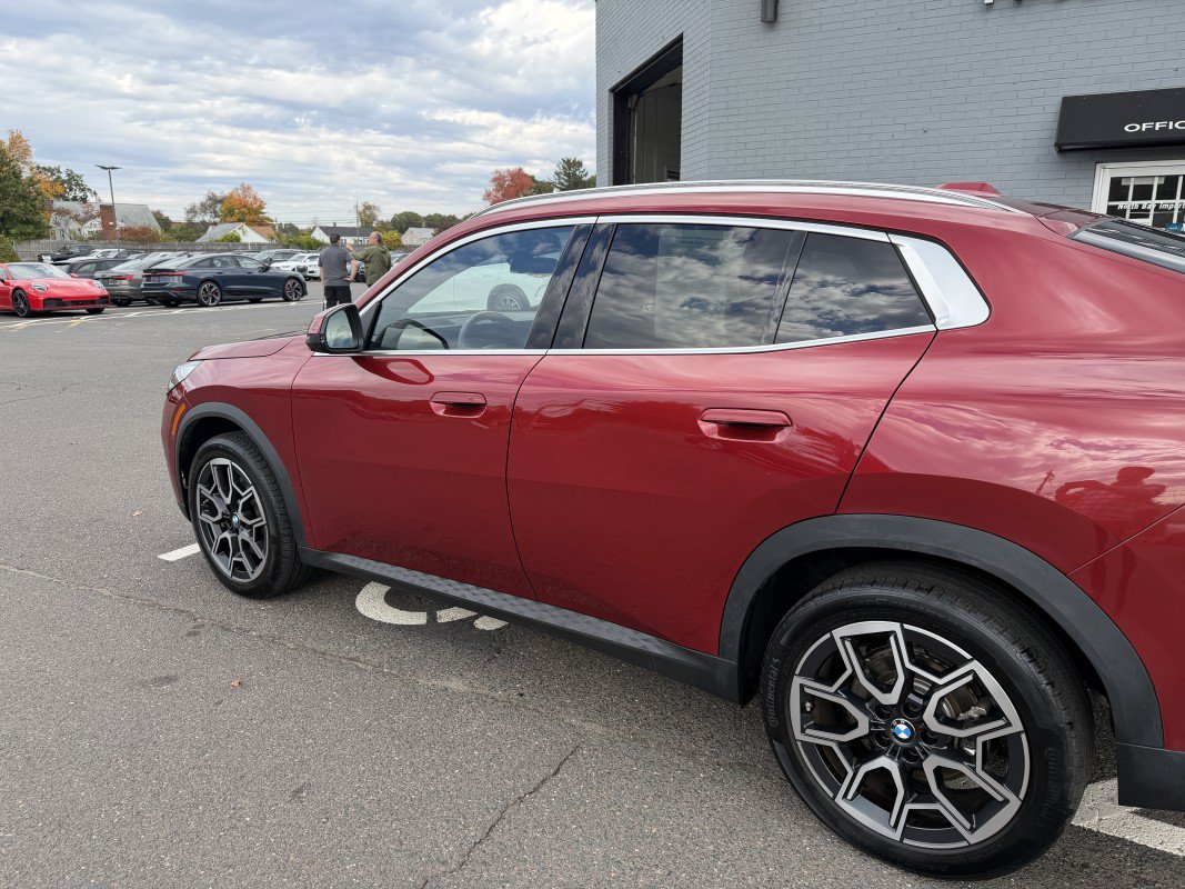 Used 2025 BMW X2 xDrive28i w/ Premium Package AWD/4WD image 10