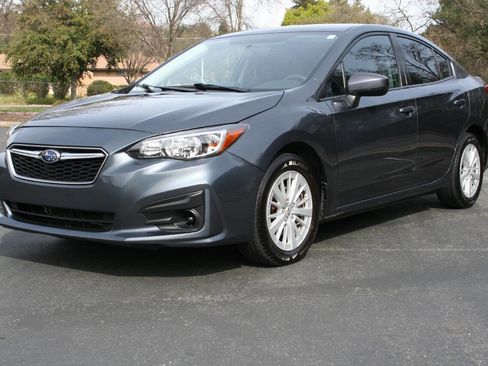 Used 2017 Subaru Impreza 2.0i Premium image 9