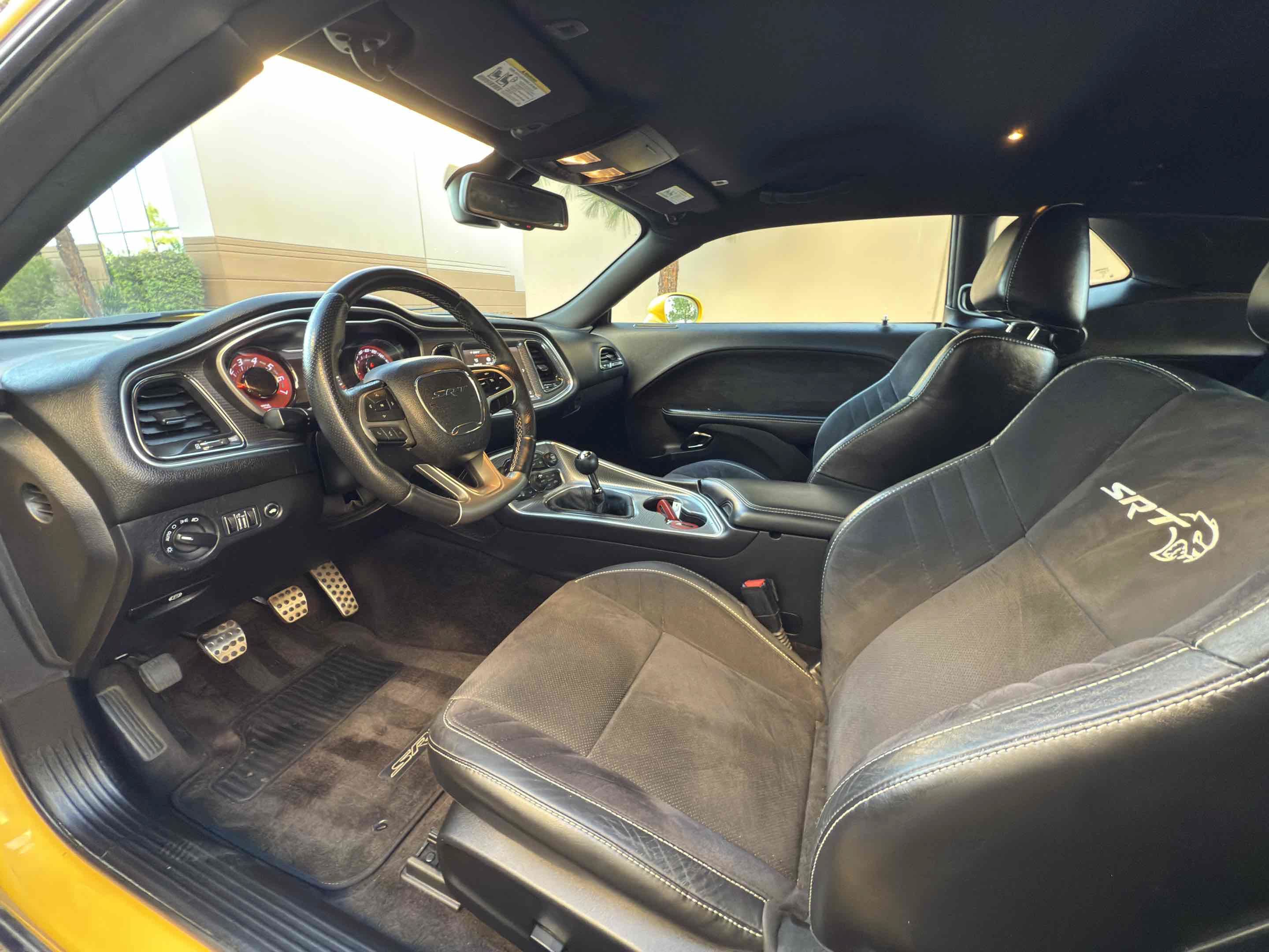Used 2019 Dodge Challenger SRT Hellcat w/ Widebody Package RWD image 38