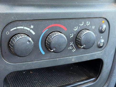 Used 2004 Dodge Ram 2500 Truck SLT w/ Trailer Tow Group AWD/4WD image 17