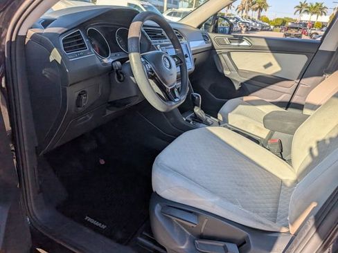 Used 2018 Volkswagen Tiguan S FWD image 6
