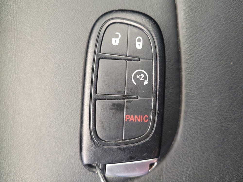 Used 2014 Jeep Cherokee Limited FWD image 32