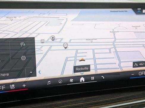 Used 2024 BMW X7 xDrive40i w/ Premium Package image 13