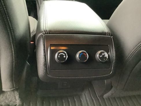 Used 2016 Chevrolet Traverse LT w/ Style and Technology Package AWD/4WD image 26
