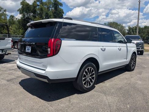 Used 2025 Ford Expedition Max Platinum AWD/4WD image 5