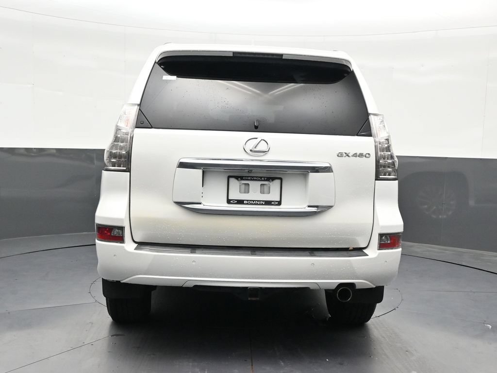 Used 2015 Lexus GX 460 w/ Premium Package AWD/4WD image 4