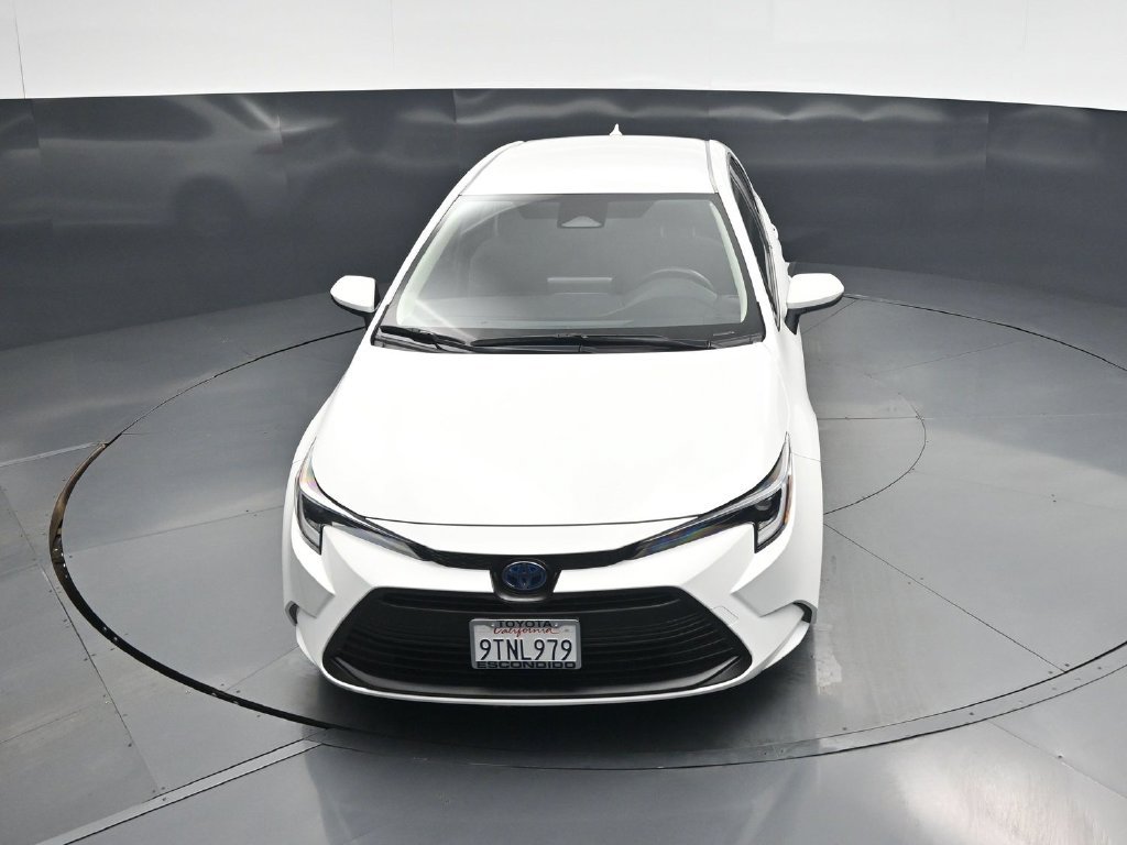 Used 2025 Toyota Corolla LE w/ Carpet Mat Package (TMS) FWD image 36