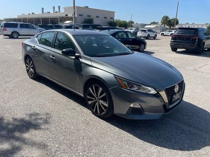 Used 2022 Nissan Altima 2.5 SR