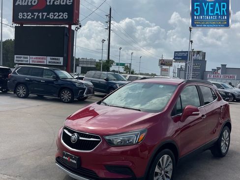 Used 2017 Buick Encore Preferred FWD image 1