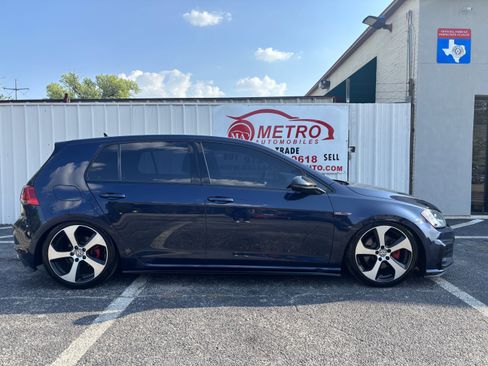 Used 2017 Volkswagen GTI S image 5