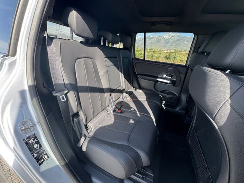 New 2026 Mercedes-Benz GLB 250 4MATIC image 18