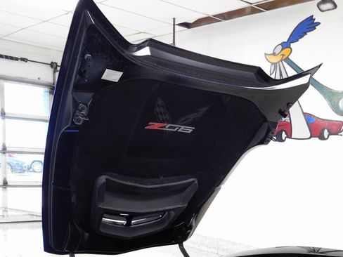 Used 2018 Chevrolet Corvette Z06 image 13