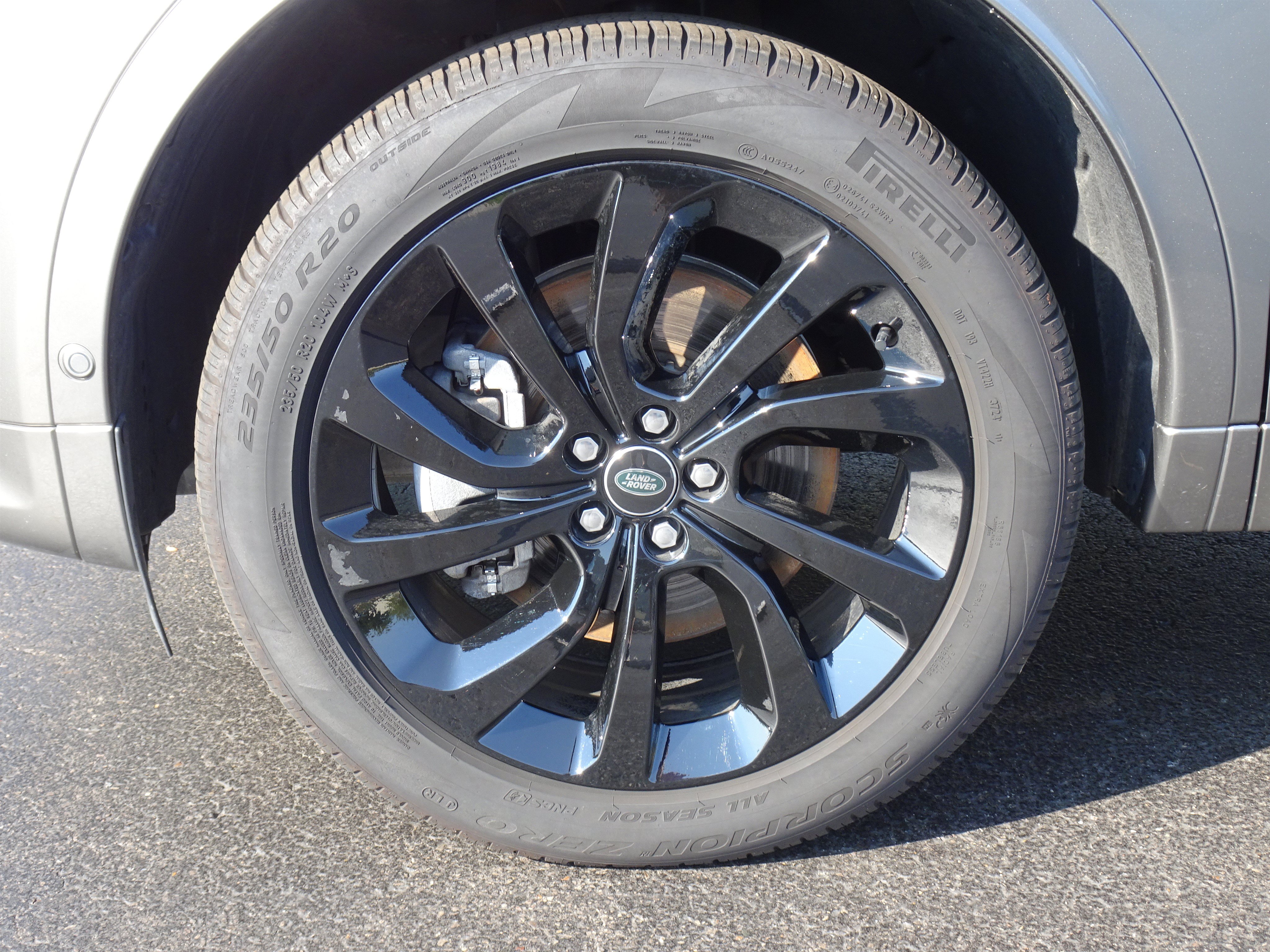 Certified 2025 Land Rover Discovery Sport S AWD/4WD image 30