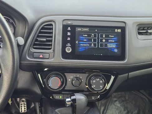 Used 2019 Honda HR-V Sport image 16