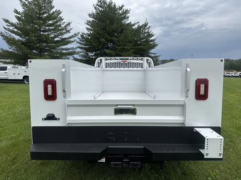 New 2024 Ford F450 XL image 4