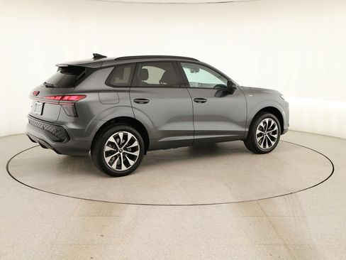 New 2026 Audi Q3 quattro 2.0T AWD/4WD image 7