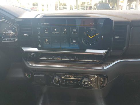 Certified 2023 Chevrolet Silverado 1500 LT w/ Z71 Off-Road Package image 12