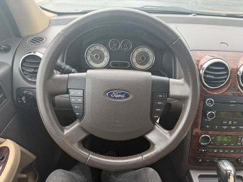 Used 2008 Ford Taurus X Eddie Bauer image 2