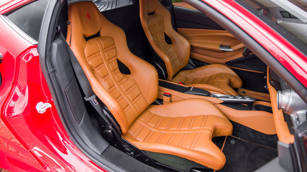 Certified 2021 Ferrari F8 Tributo RWD image 30