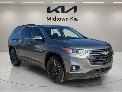 Used 2020 Chevrolet Traverse LT