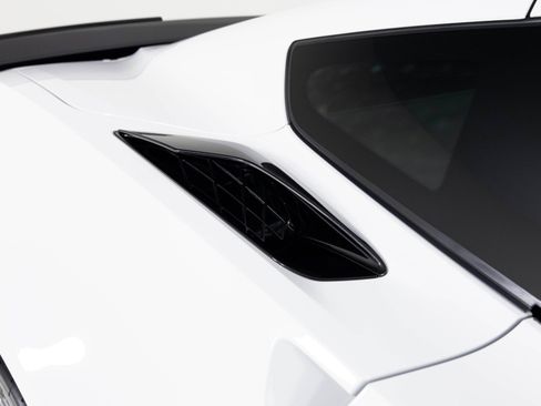 Used 2015 Chevrolet Corvette Z06 w/ 3LZ Preferred Equipment Group image 63