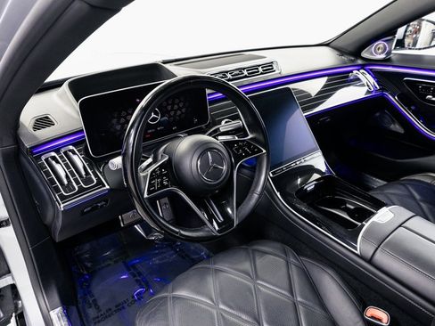 Used 2024 Mercedes-Benz Maybach S 580 Maybach S 580 image 9