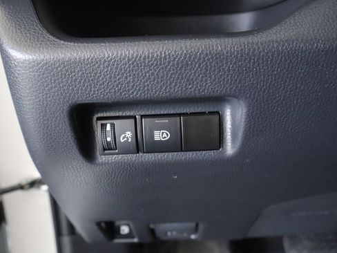 Used 2023 Toyota RAV4 AWD Hybrid image 18