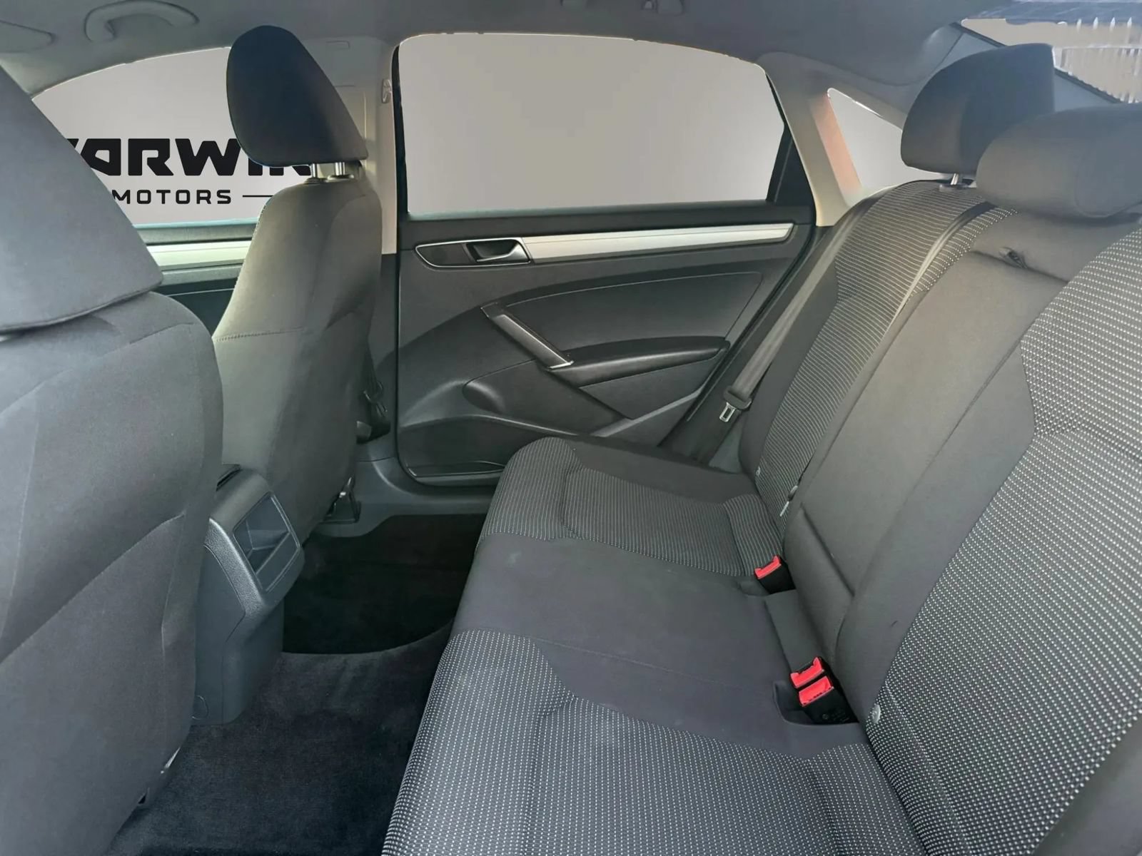 Used 2018 Volkswagen Passat 2.0T S FWD image 23