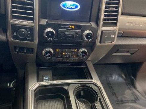 Used 2018 Ford F250 Platinum w/ Platinum Ultimate Package image 23