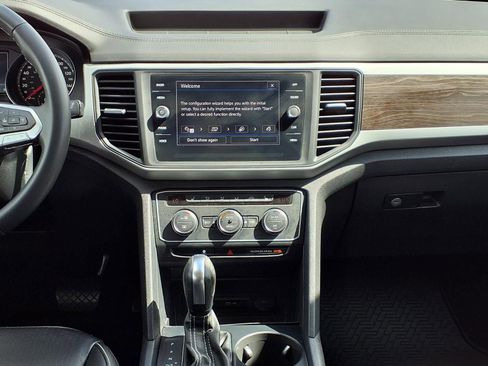 Used 2021 Volkswagen Atlas SE FWD image 16