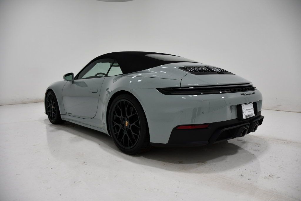 Used 2026 Porsche 911 Carrera GTS RWD image 3