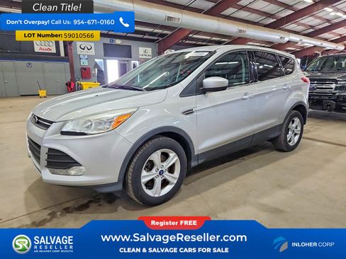 Used 2016 Ford Escape SE w/ SE Cold Weather Package AWD/4WD image 1