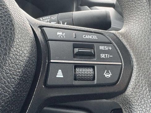 Certified 2025 Honda Accord LX image 22