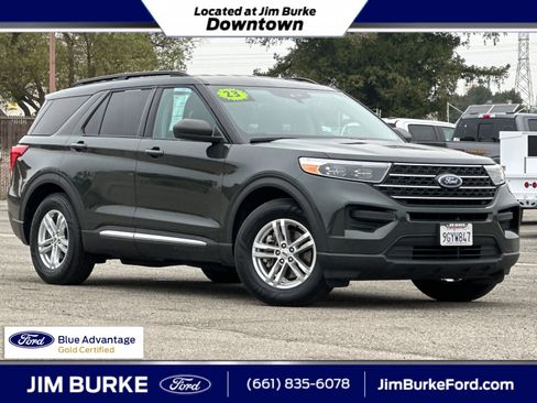 Certified 2023 Ford Explorer XLT image 1
