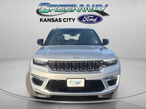 Used 2022 Jeep Grand Cherokee Summit w/ Advanced Protech Group IV image 2