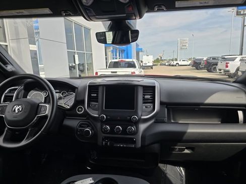 Used 2024 RAM 2500 Big Horn w/ Bed Utility Group image 28