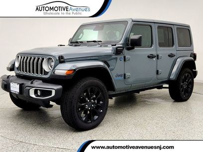 Used 2025 Jeep Wrangler Unlimited Sahara w/ Safety Group