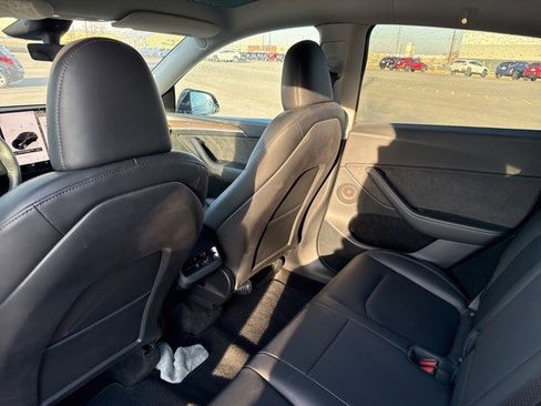 Used 2023 Tesla Model Y Long Range image 11